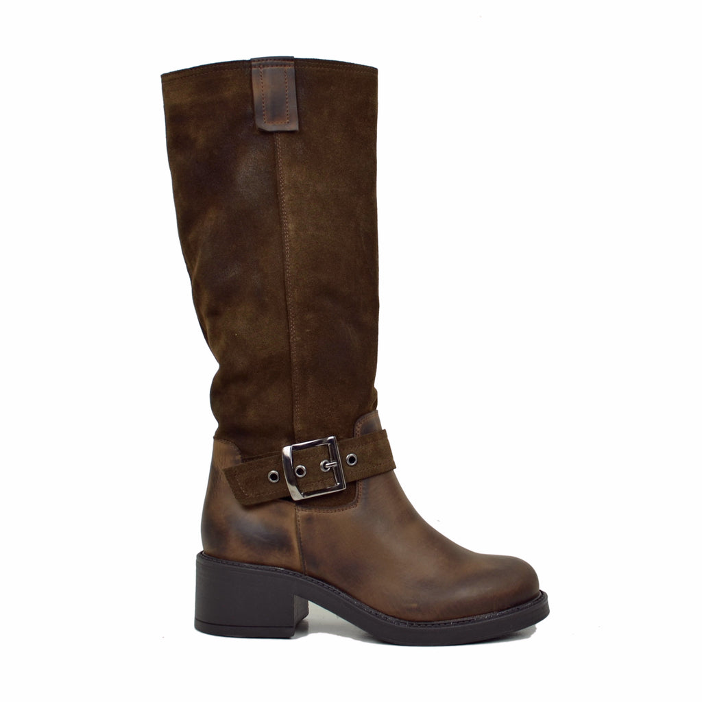 Tall biker boots in a sporty Police style, two-tone, made of leather and suede with a wide heel in brown - 3