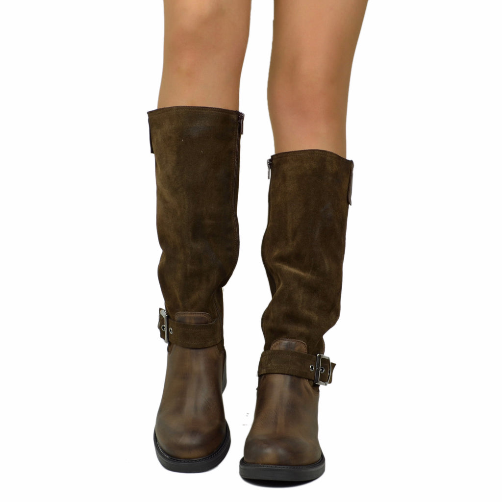 Tall biker boots in a sporty Police style, two-tone, made of leather and suede with a wide heel in brown - 2