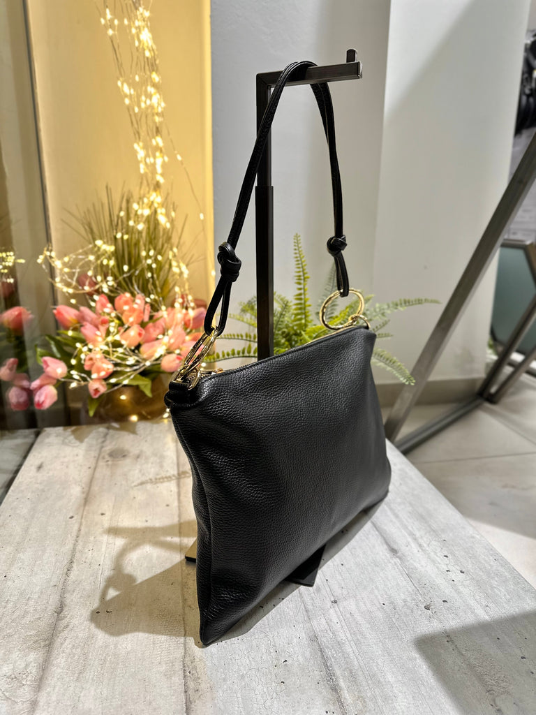 Borsa a Spalla in Vera Pelle con Anelli Shopping Bag Nera MILVA - 3