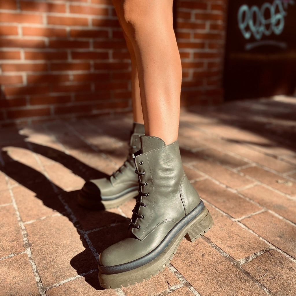 Women's Ankle Boots Biker Green Leather Made in Italy - 6