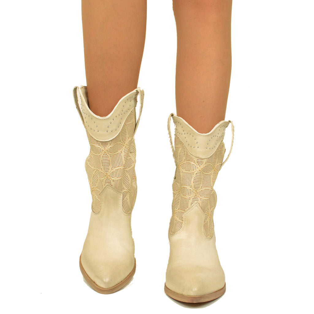 Beige Texan-Damenstiefel aus perforiertem Leder mit Nieten - 4