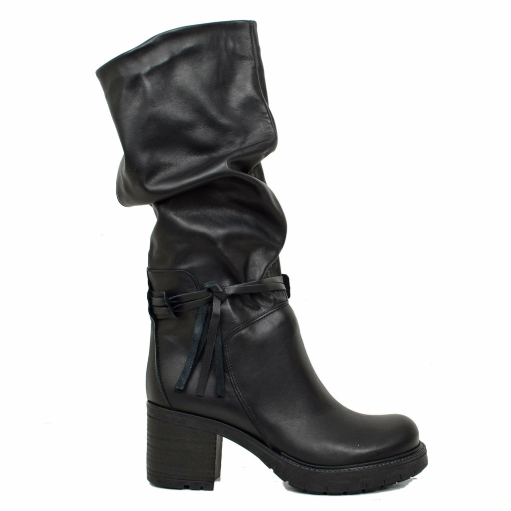 In Italien hergestellte Bikerstiefel für Damen aus schwarzem Leder mit Schnürsenkeln - 2